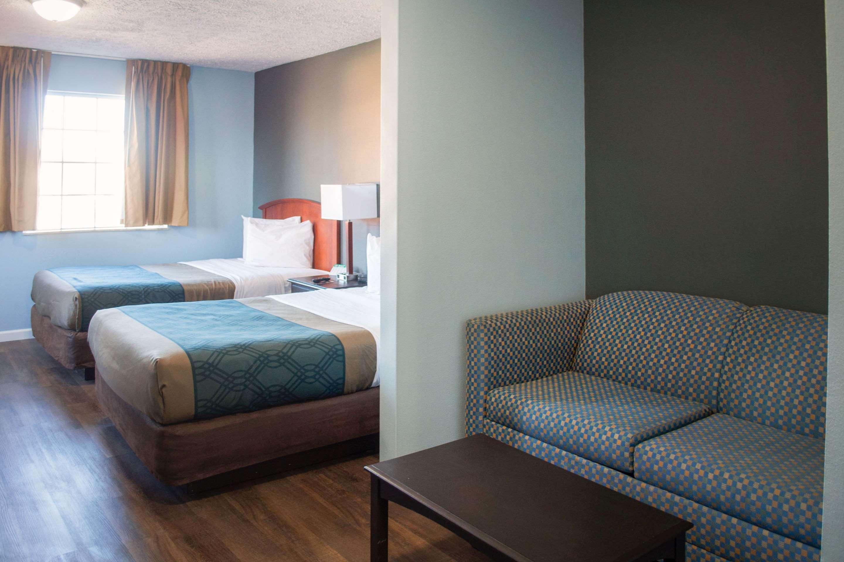Econo Hospedaje Inn&Suites South Sandusky Exterior foto