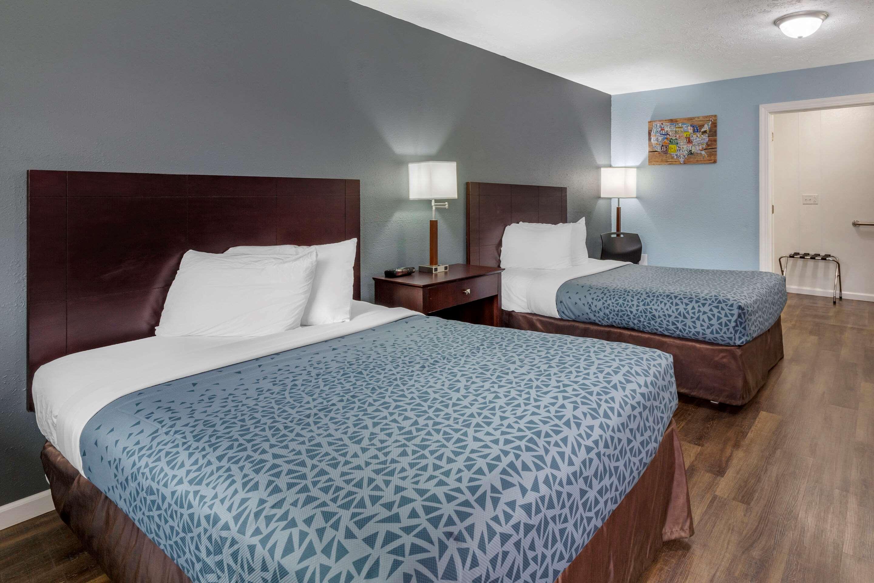 Econo Hospedaje Inn&Suites South Sandusky Exterior foto